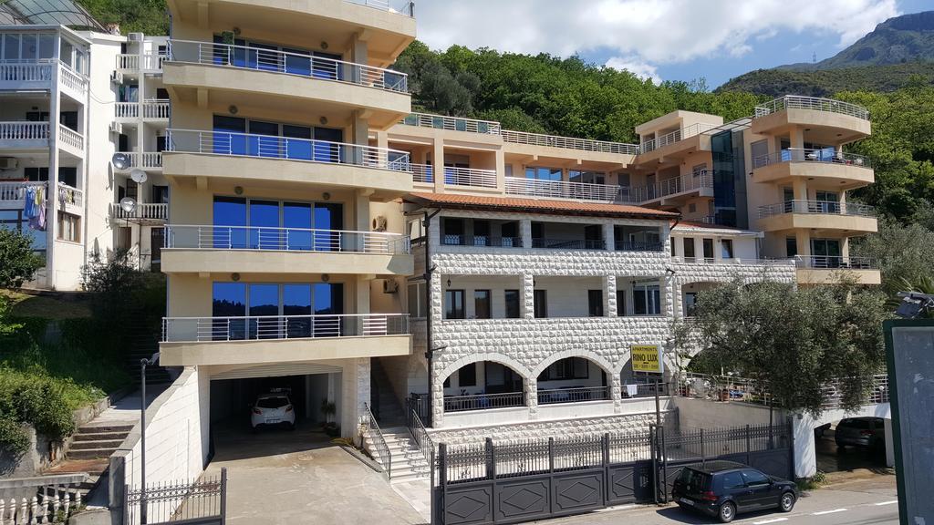 Apartments Rino Lux スヴェティ・ステファン エクステリア 写真